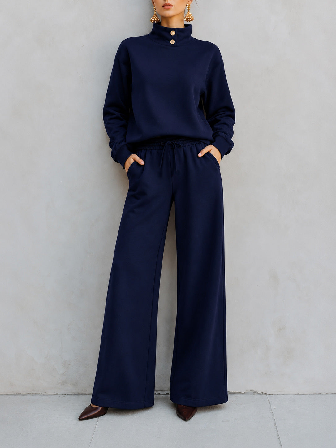 Mock?Neck Button?Detail Sweatshirt & Wide?Leg Drawstring Pants Two?Piece Set