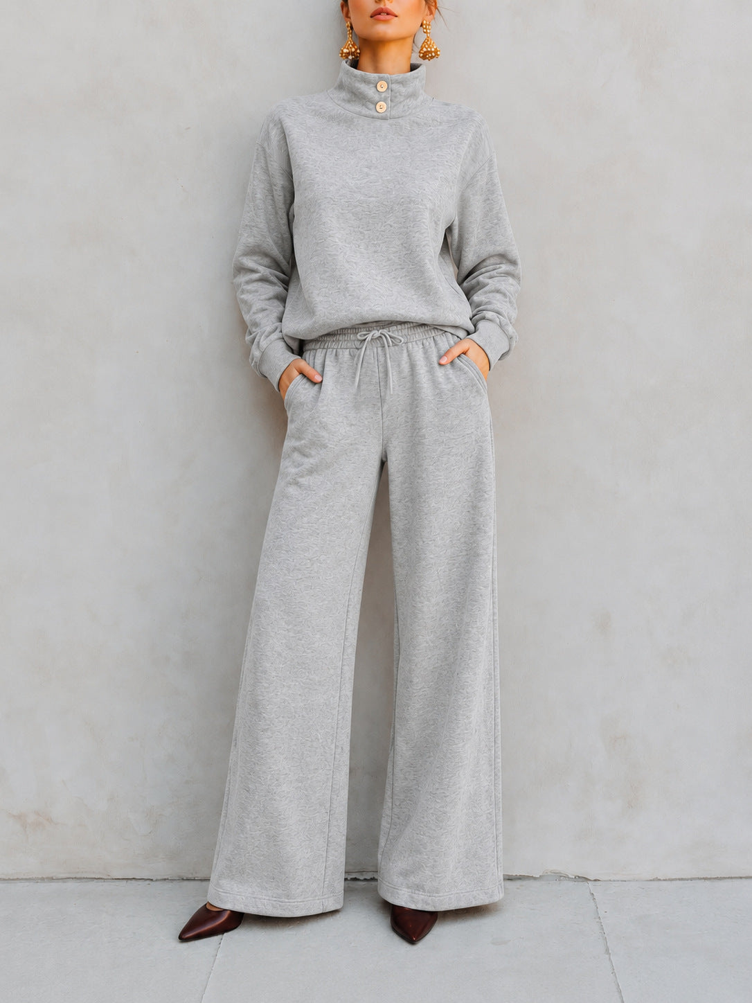 Mock?Neck Button?Detail Sweatshirt & Wide?Leg Drawstring Pants Two?Piece Set - gray / S