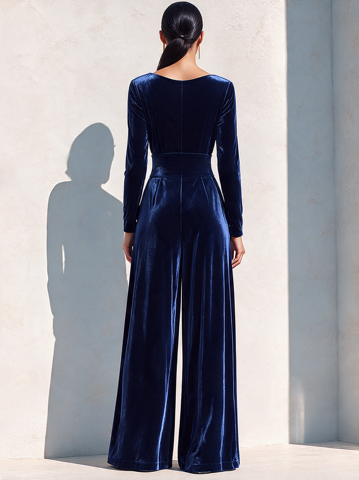 Women's Affordable Luxury Velvet Wide-Leg Jumpsuit With Defined Waist